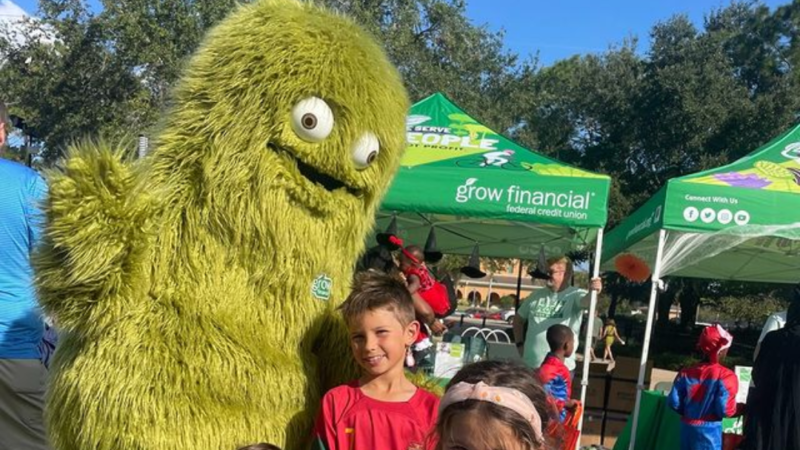 Tampa Riverwalk Trick or Treat: A Spooktacular Success!